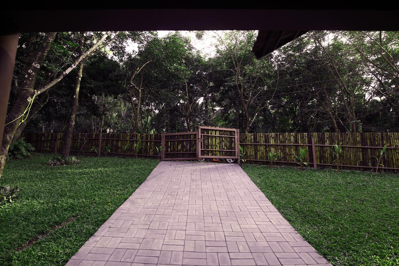 Riverine Springs Wadakkanchery Exterior photo